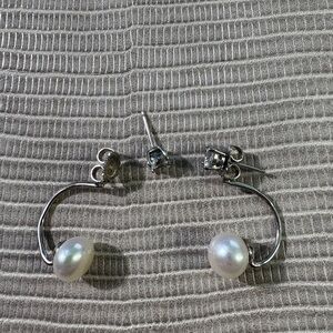 Elegant Silver Pearl Earrings